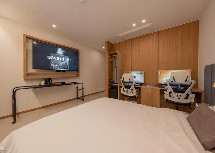 H-avenue Munhyeon Hotel Busan