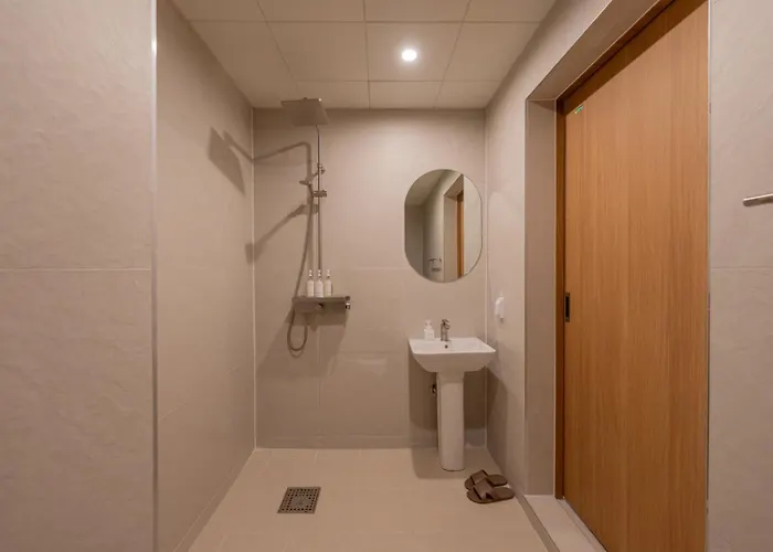 H-avenue Munhyeon Hotel Busan