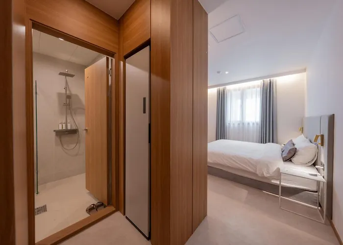 H-avenue Munhyeon Hotel *
