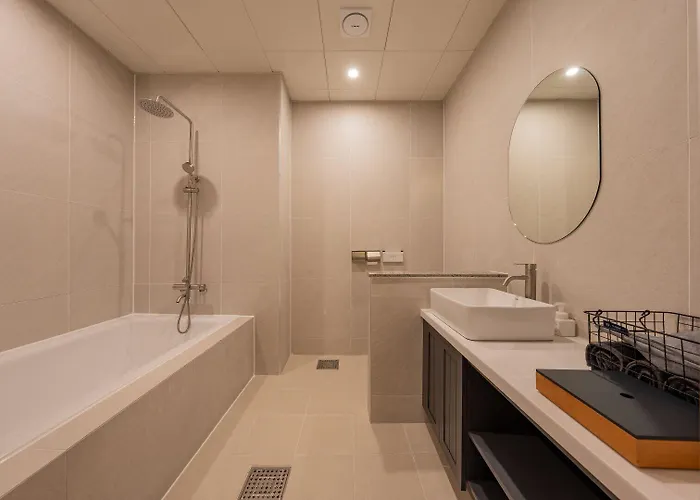 Hotel H-avenue Munhyeon Pusan